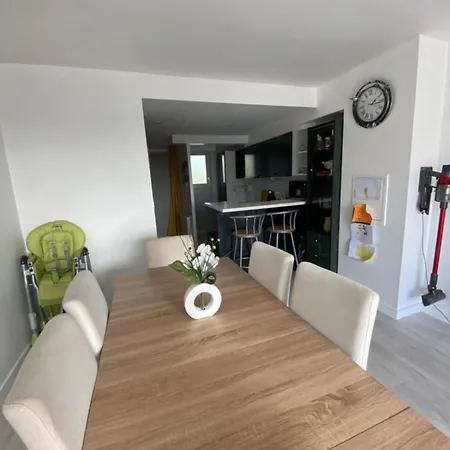 Duplex With Balcony And Close To The Sea