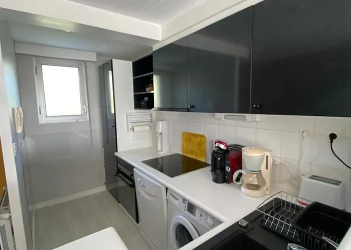 Duplex With Balcony And Close To The Sea * La Baule