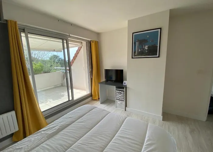 Duplex With Balcony And Close To The Sea Lejlighed